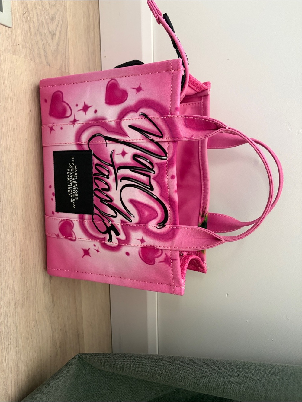 Marc Jacobs ‘The Miami Bag’ Medium Tote with Shoulder Strap - Picture 5 of 5